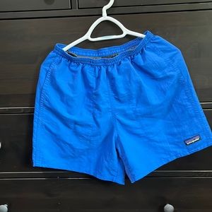 Men’s Patagonia baggies 5 inch inseam blue swim shorts size small